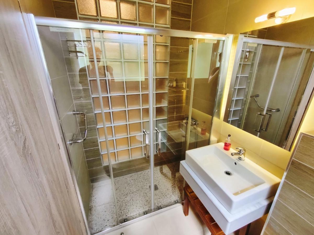 La Place De La Gare Suites - New Subway Station Thessaloníki Ngoại thất bức ảnh
