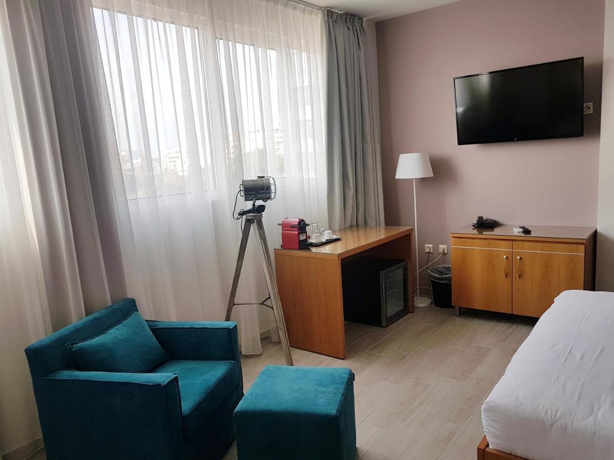 La Place De La Gare Suites - New Subway Station Thessaloníki Ngoại thất bức ảnh